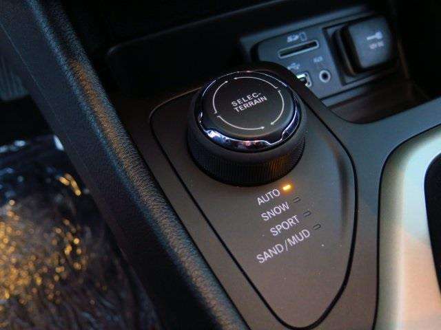 2017 Jeep Cherokee 4x4 Limited 4dr SUV